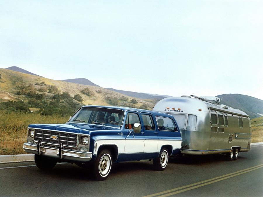  Chevrolet Suburban 1977 года  (фото 6 из 6)